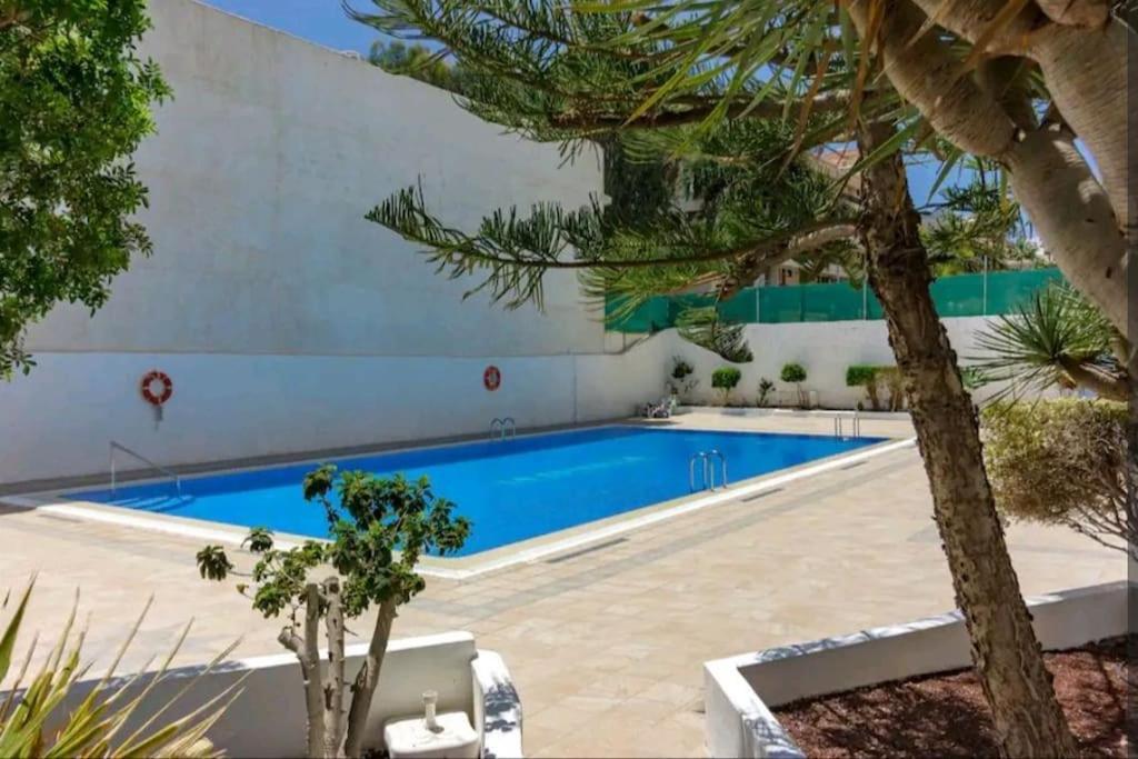 Vivienda Vacacional Rosaini Los Cristianos  Eksteriør billede